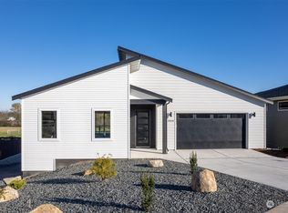 2060 Bakerscape Ct, Ferndale, WA 98248