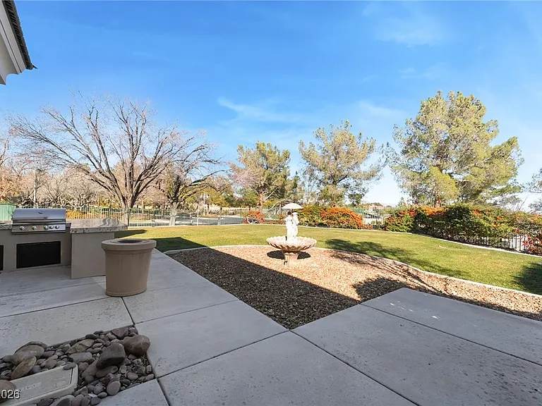 904 Pont Chartrain Dr — Photo 27