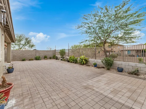 17223 W CAVEDALE Drive, Surprise, AZ 85387