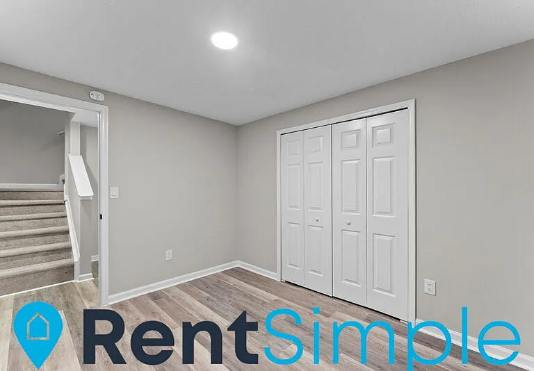 1850 Picadilly Cir — Photo 28