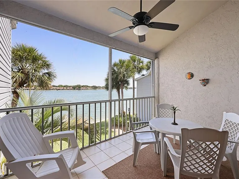 2541 Citrus Lake Dr #A-205 — Photo 8