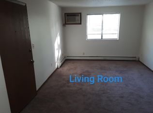 2115 J St APT 4, Iowa City, IA 52240