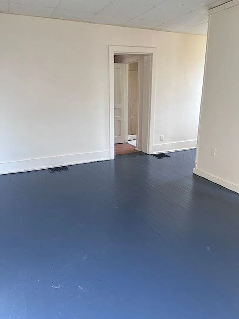 541 Greenwood Ave. — Photo 2