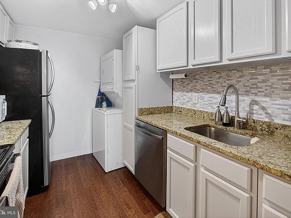 4th image of 6300 Stevenson Ave APT 1008