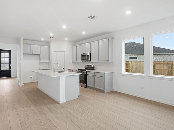 3rd image of 21502 Coronado Green Dr