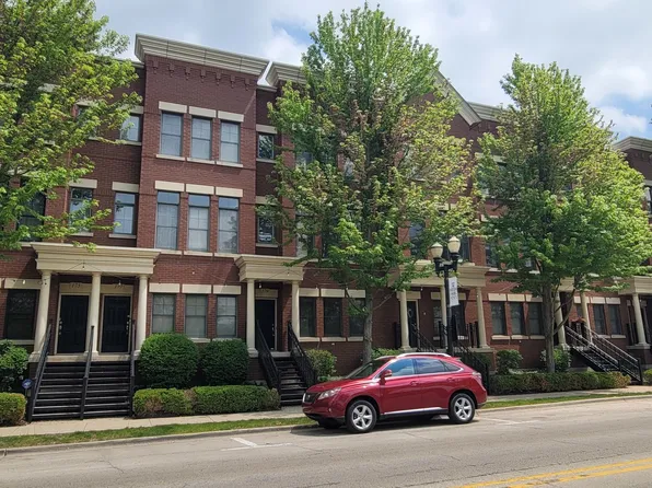 179 S Grove Ave, Elgin, IL 60120