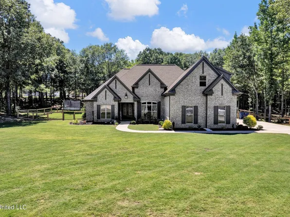 11368 Cedar Point Cv, Hernando, MS 38632