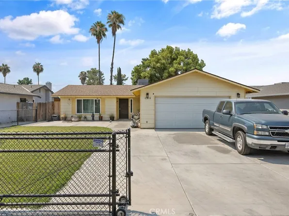 1911 W Vine Ave, Visalia, CA 93291