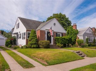 16 Tallman Ave, Cranston, RI 02910