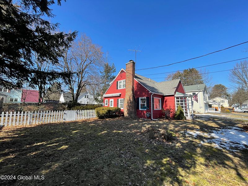2nd image of 24 Clayton Avenue