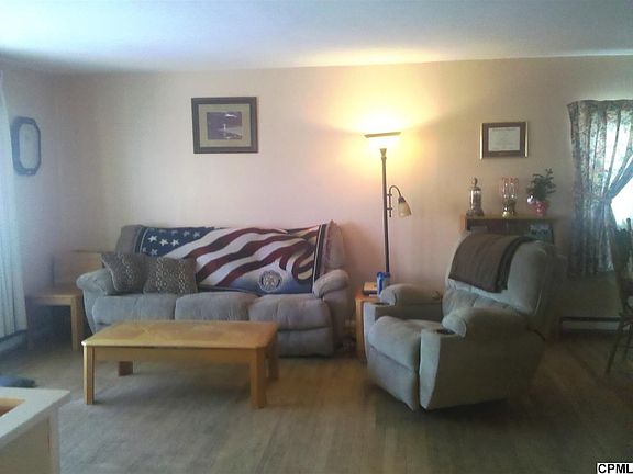 5th image of 309 Sharon Dr