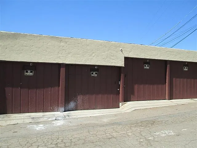 1 bed, 400 sqft, $1,495 — Photo 3