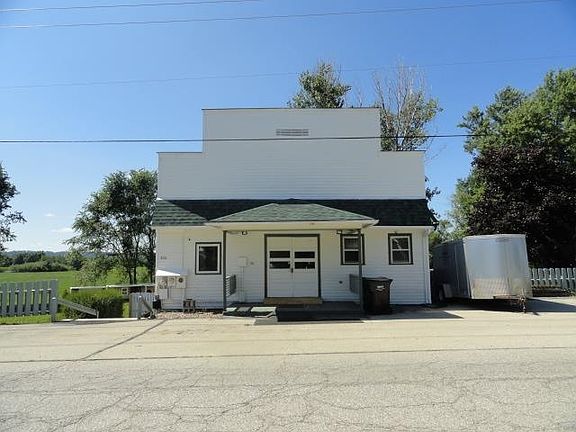 2nd image of 308 S Oakwood St