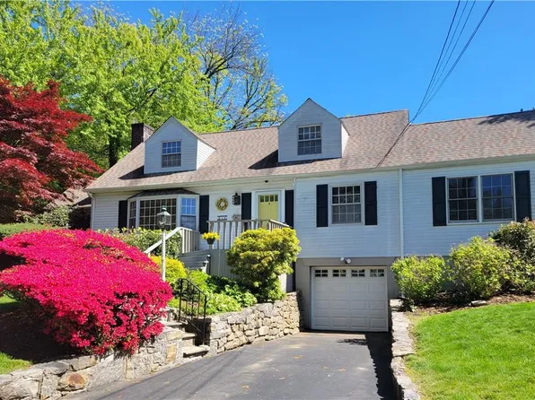 4 Crest Drive, White Plains, NY 10607