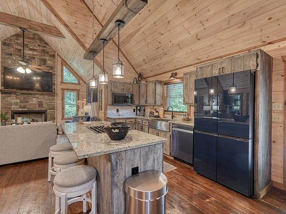 8th image of this home