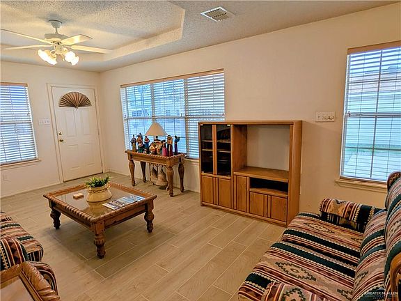 5th image of 2408 Starling Cir W