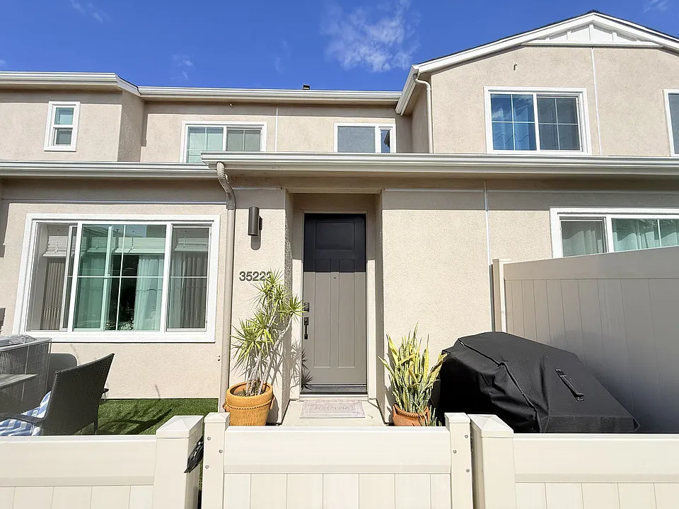 35222 Citrange Ln