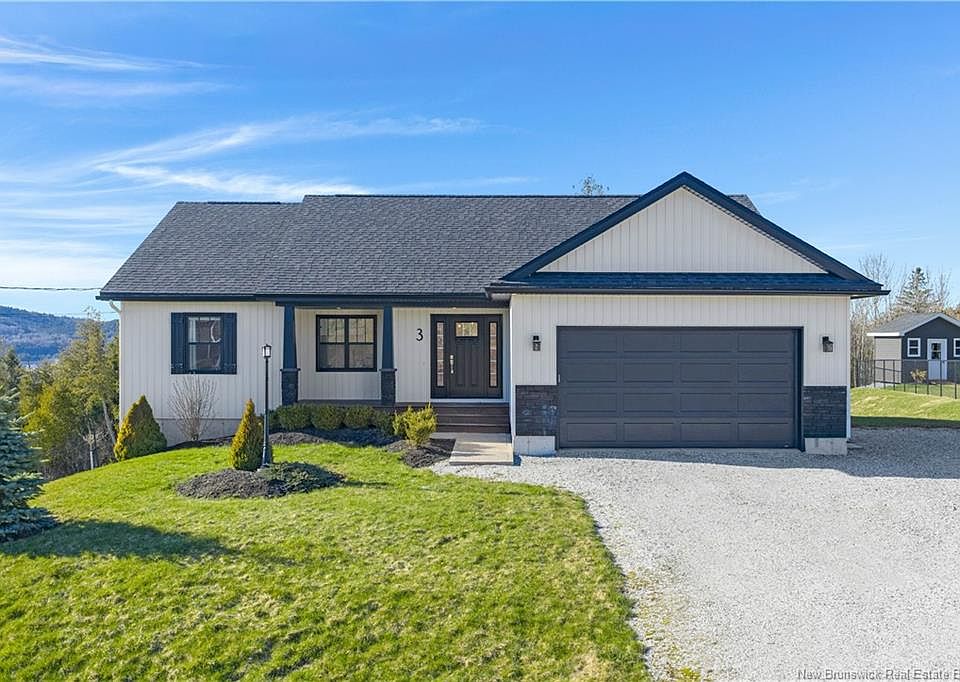 1st image of 3 Flagstone Dr