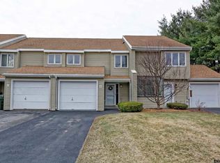 18 Derby Dr, Saratoga Springs, NY 12866
