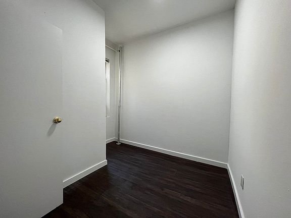 5th image of 179 Mulberry St #24