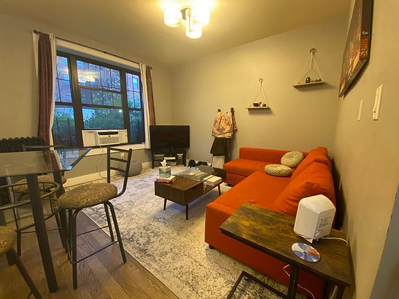 3rd image of 41 Clarkson Ave APT 1E