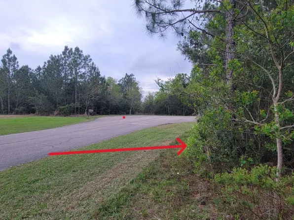 136 Poki Pl #26, Diamondhead, MS 39525