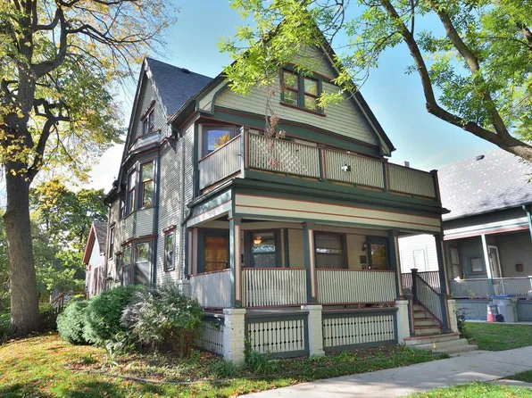 203 W Lloyd STREET #203, Milwaukee, WI 53212