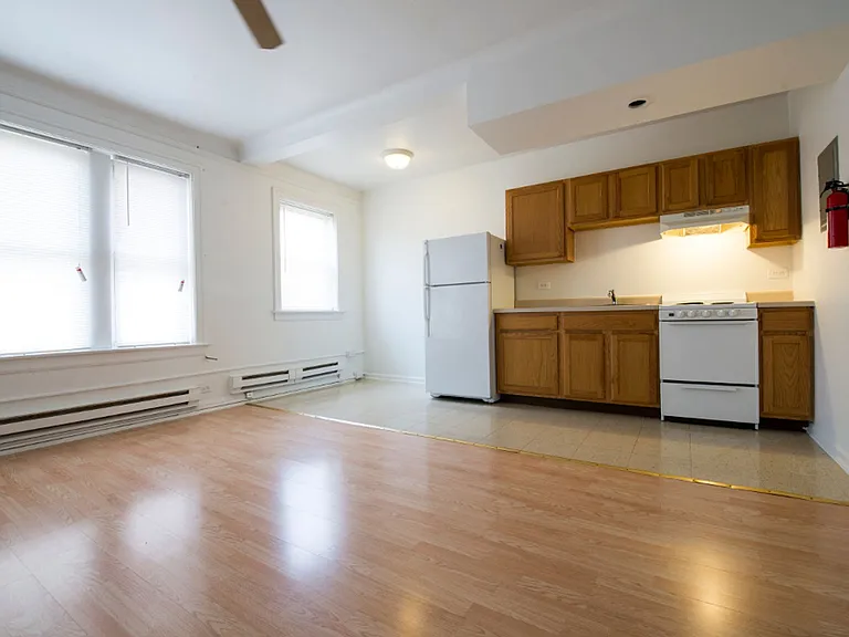 5957 W Madison — Photo 32