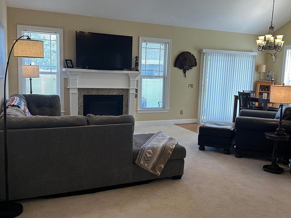 2nd image of 2116 Tulls Cove Road