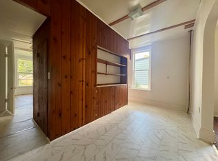 301 E Burlington Ave #1, Fairfield, IA 52556