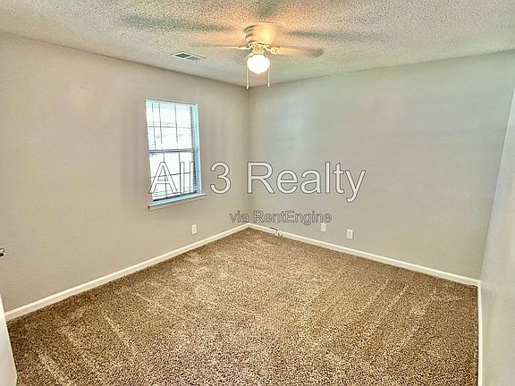 5th image of 8460 Pineland Dr