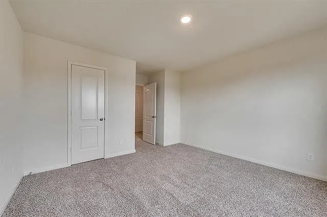 13609 Mineral Rd — Photo 15