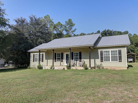 2nd image of 111 Marie Ln