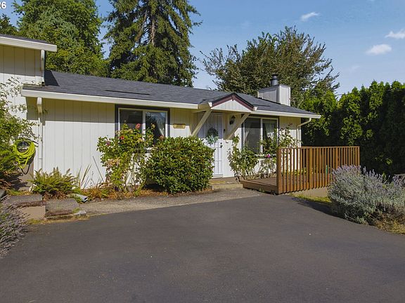 3rd image of 4665 NE 119th Ave