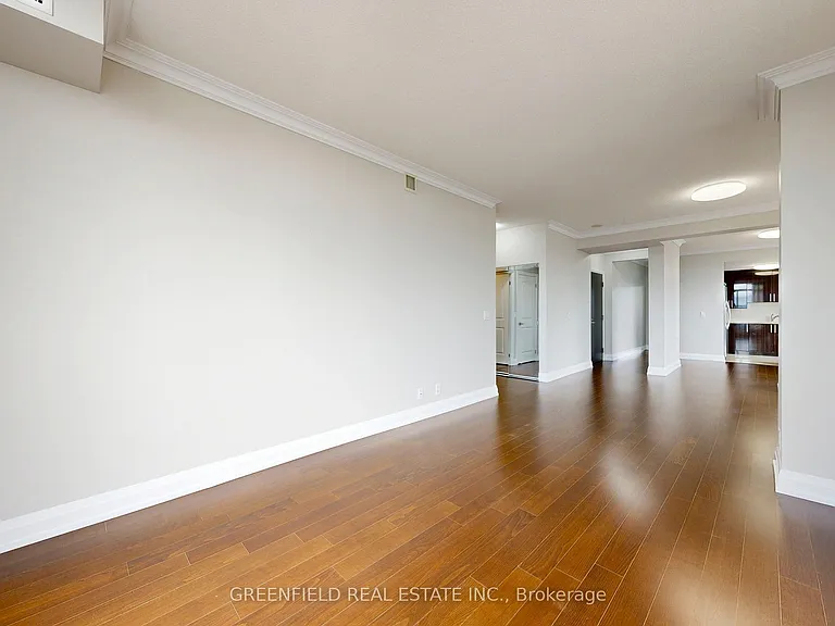 55 De Boers Dr #LPH03 — Photo 10