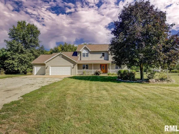 19292 Hardwood Ln, Petersburg, IL 62675