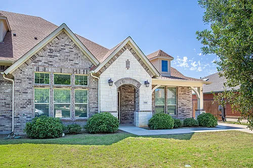 5500 Ledgestone Dr Photo 1