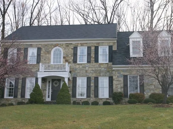 6201 Garden Rd, Springfield, VA 22152