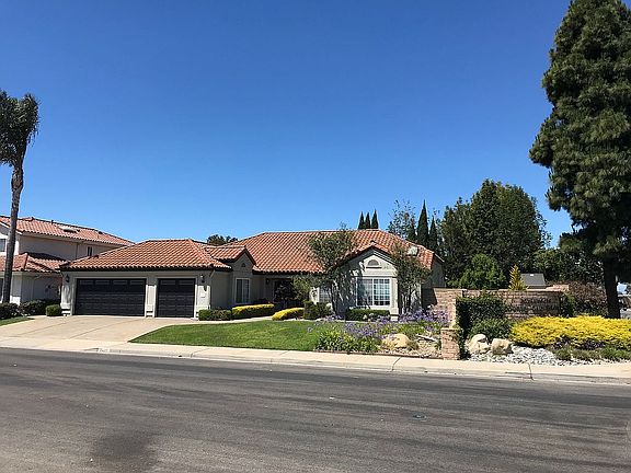 2nd image of 2405 Sandpiper Dr