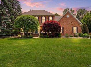 6275 Gott Creek Trl, East Amherst, NY 14051