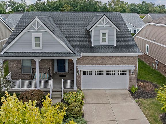 3rd image of 49559 Shire Ln