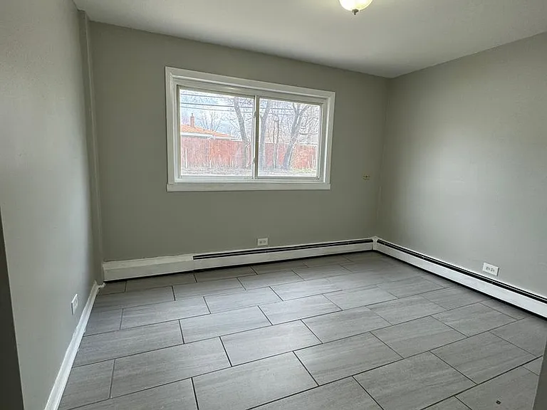 18417 Torrence Ave — Photo 5