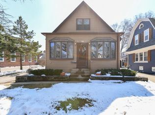 6919 W Bluemound Rd, Wauwatosa, WI 53213