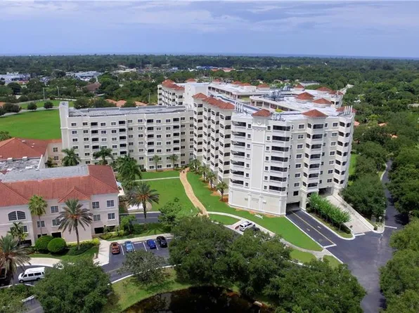 3730 Cadbury Cir APT 818, Venice, FL 34293