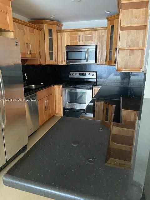 1st image of 17051 NE 35th Ave APT 302