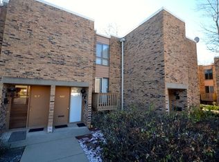 1619 Waxwing Ct, Schaumburg, IL 60173