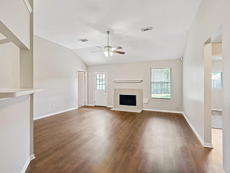 3006 Quail Run Dr — Photo 4