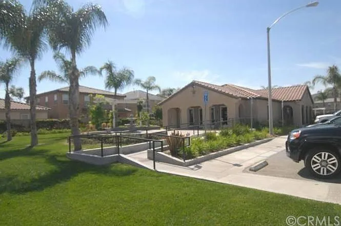 1681 Julia Way — Photo 20