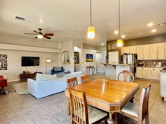 5th image of 8060 N Sombrero Point Dr