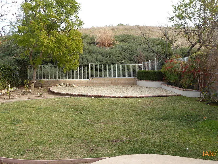 3878 Timberridge Rd — Photo 34